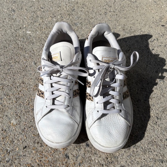Adidas Grand Court Leopard Print White Leather Sneakers FY8949 Womens 8.5 - Picture 2 of 8
